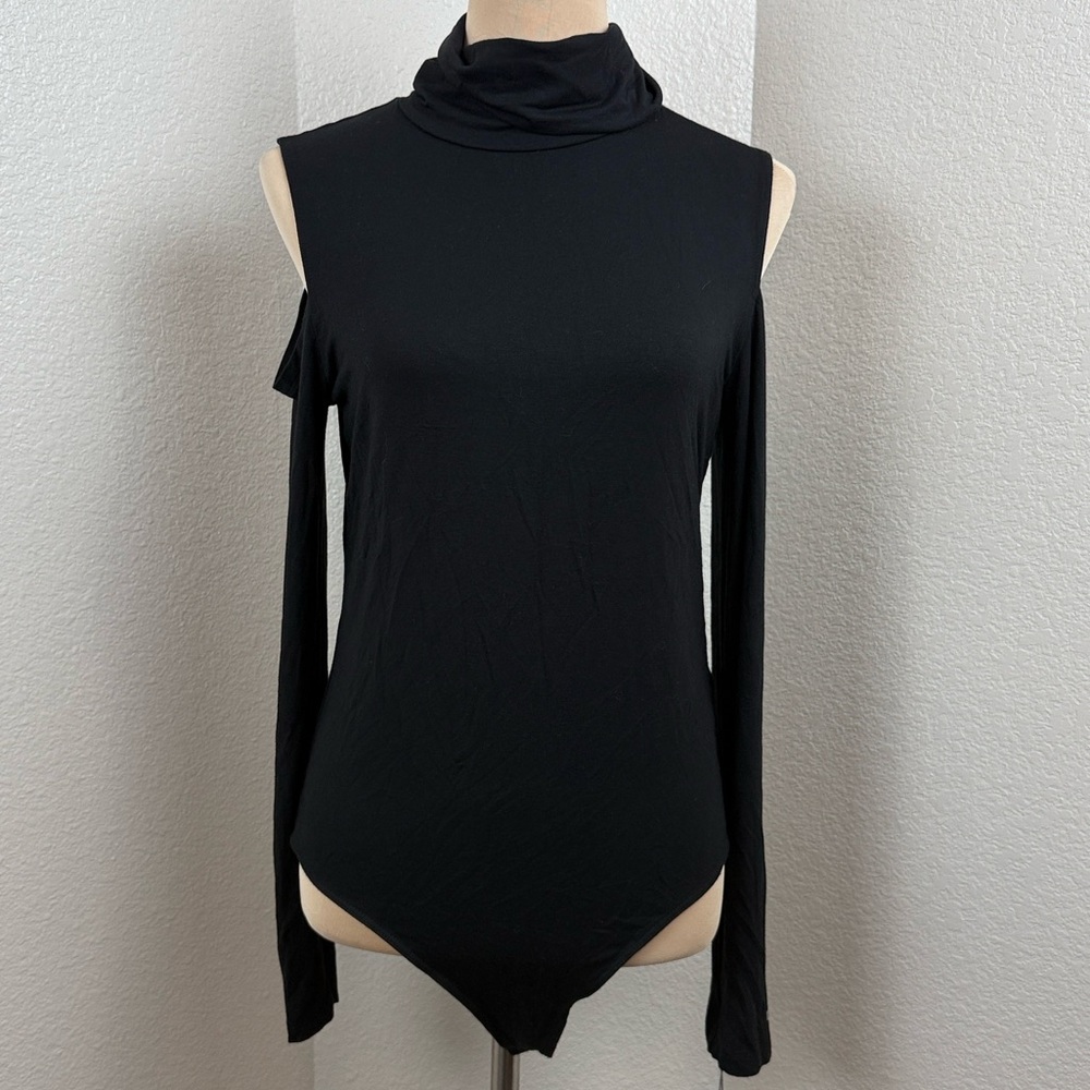 DKNY Sport Mock-Neck Black Cold Shoulder Bodysuit Size X-Large NWT - Picture 2 of 6